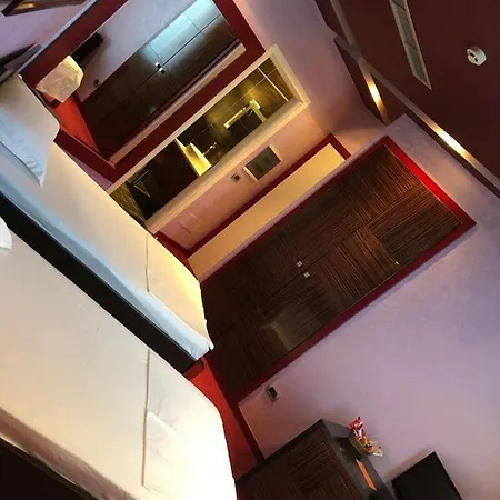 Grand Petrol 4* Fier