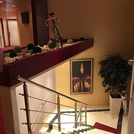 Hotel Grand Petrol 4*