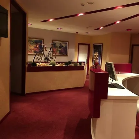 Grand Petrol Hotel 4*